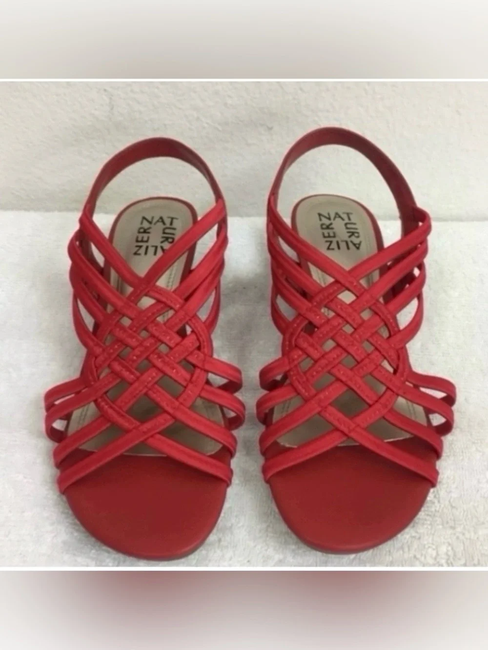 NWT New Naturalizer Women's Red Strappy Mini Wedge Open Toe Sandal Size 6.5 Boho
